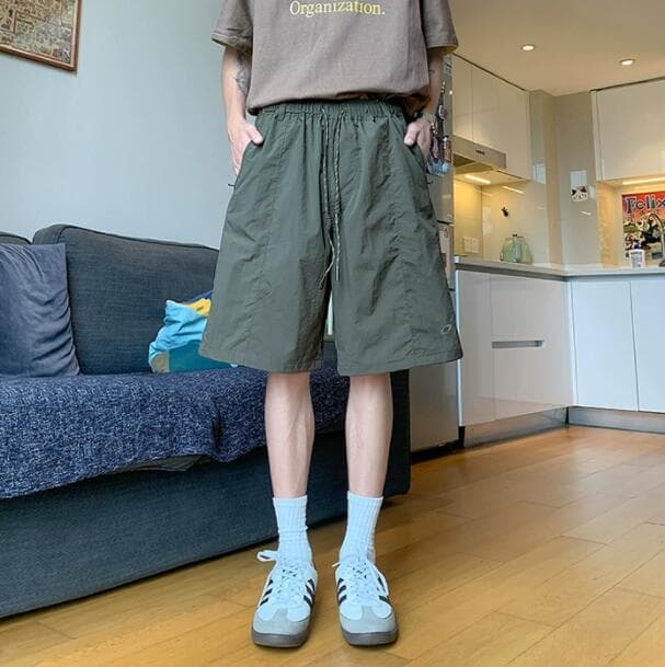30代メンズファッション 夏用カーゴハーフパンツ ゆったり膝丈ショーツ