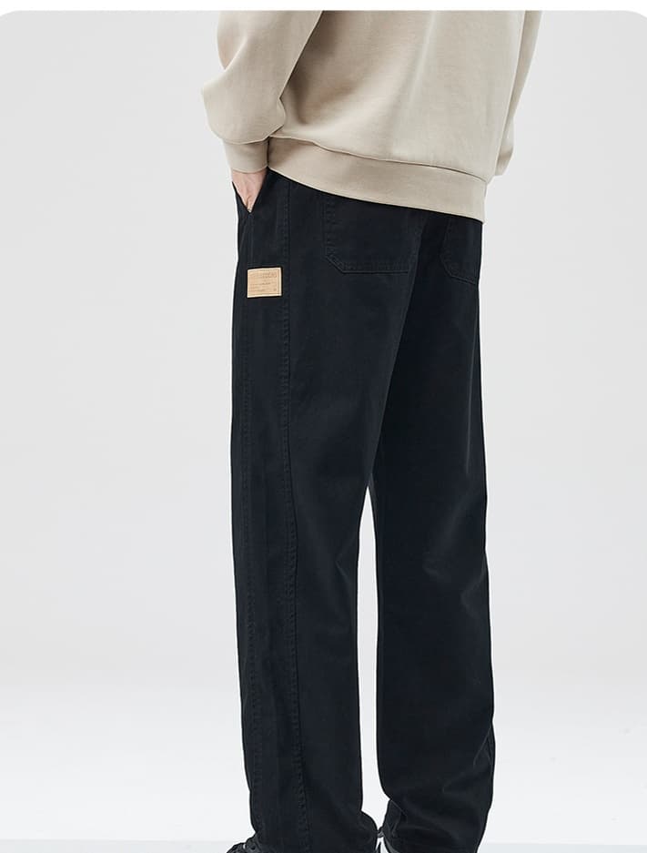 30代メンズファッション くつろぎリラックスストレートデニム
