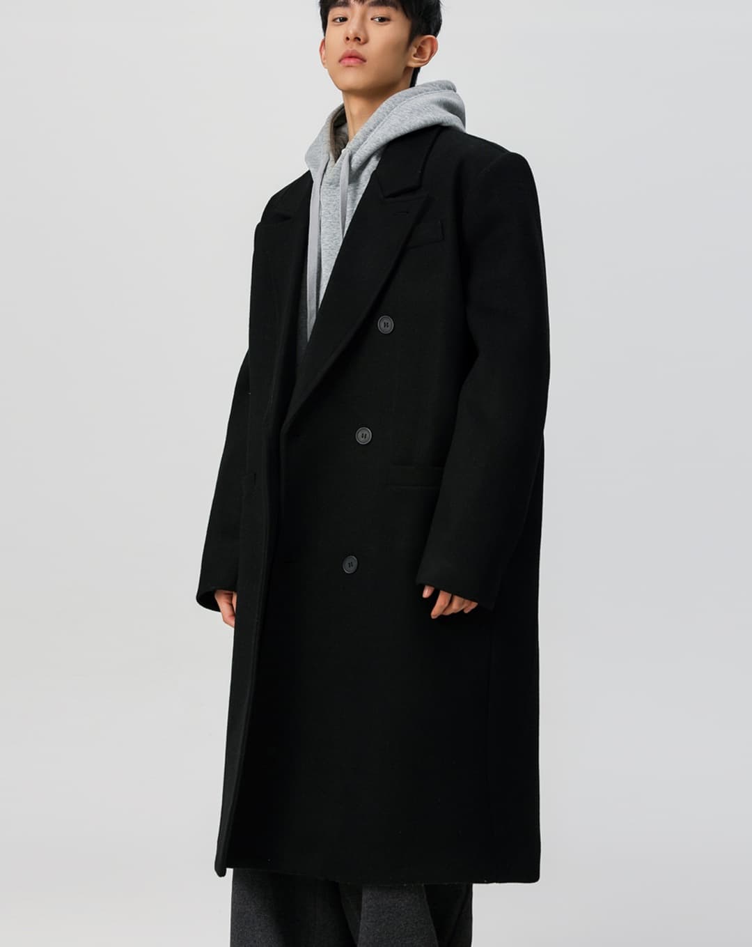 30代メンズファッション アウター 贅沢な長丈ロングコート