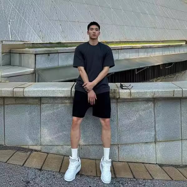 30代メンズファッション 大人のリラックスショートパンツ