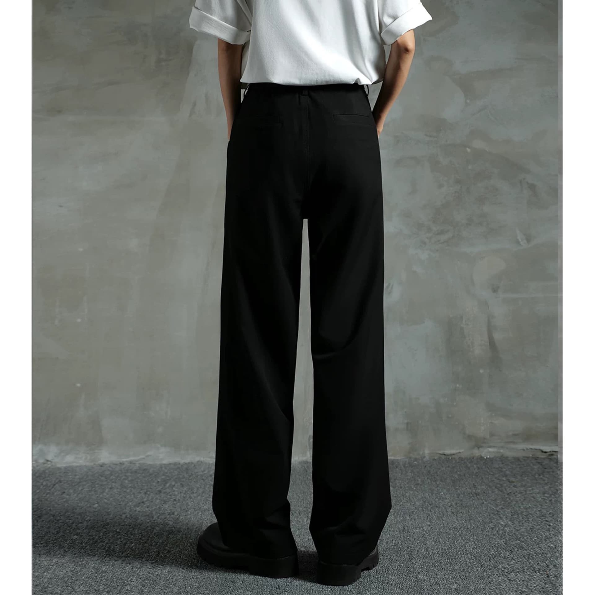 30代メンズファッション ストレートシルエット ワイドスラックス