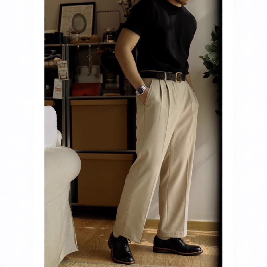 30代メンズファッション クラシカル太めワイドスラックス