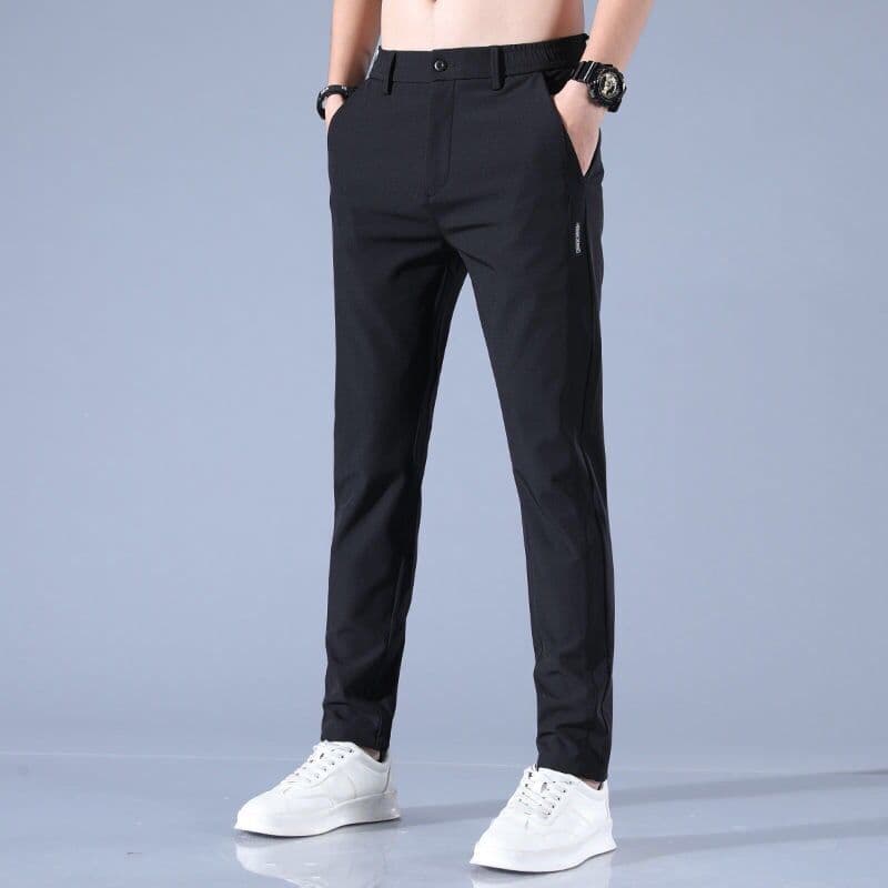 30代メンズファッション スリムフィット ストレッチパンツ