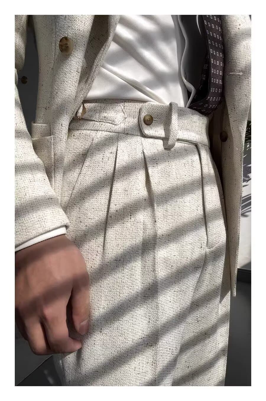 30代メンズファッション テーパードワイドスラックス