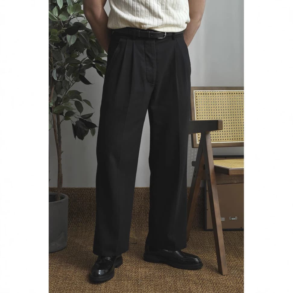 30代メンズファッション クラシカル太めワイドスラックス