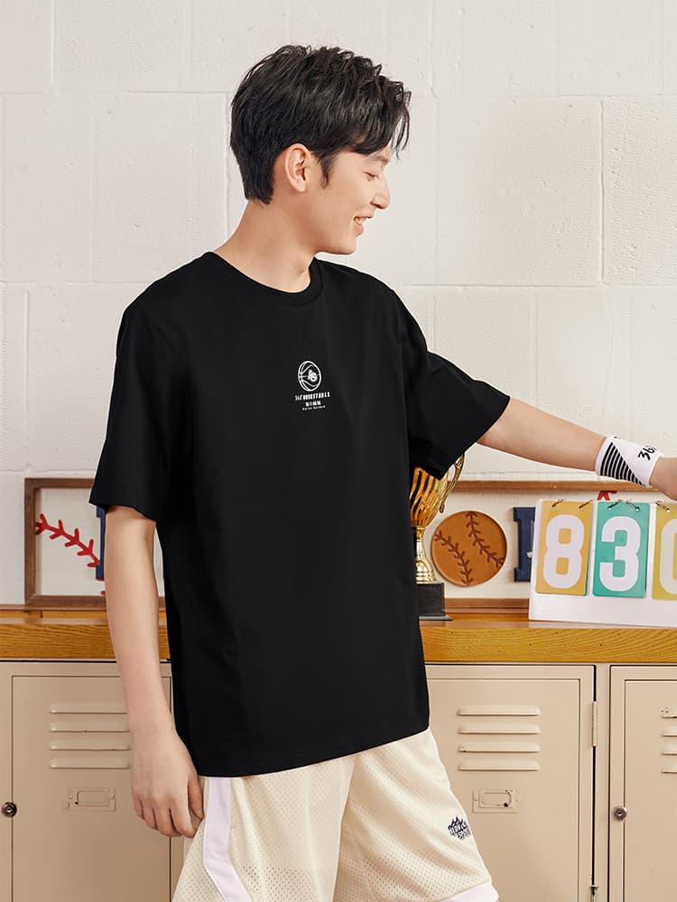 30代メンズファッション トップス シンプルロゴ入りカジュアルＴシャツ