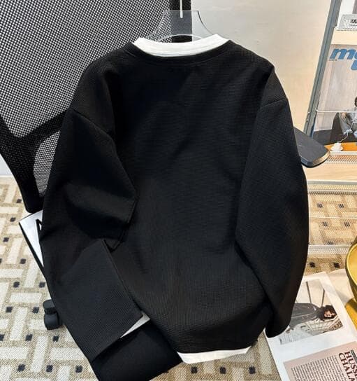 30代メンズファッション 長袖重ね着風シンプルトップス