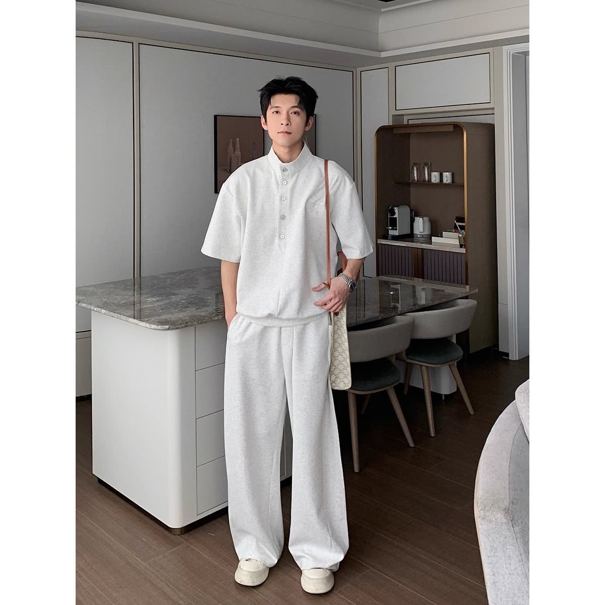 30代メンズファッション スタンドカラー五分袖プルオーバー
