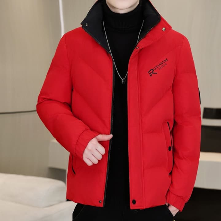 30代メンズファッション 撥水加工 中綿ライトジャケット