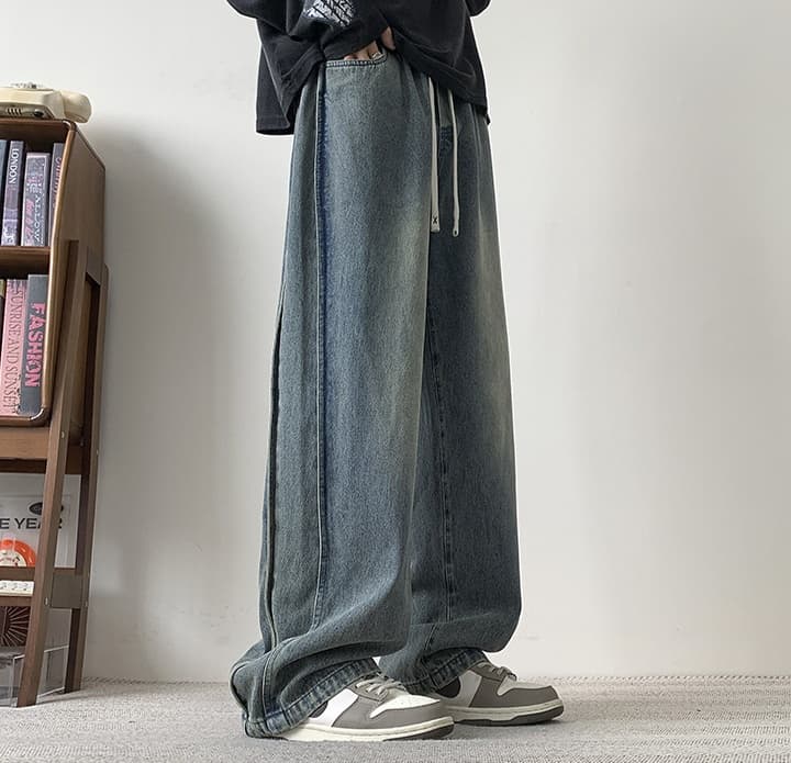 30代メンズファッション ゆったりデニムワイドパンツ