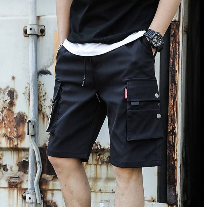30代メンズファッション ポケット付きカーゴハーフパンツ