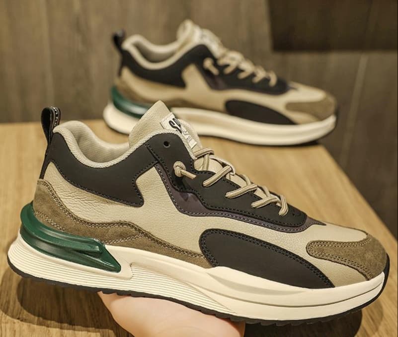 30代メンズファッション クラシカル スポーツ ダッドスニーカー