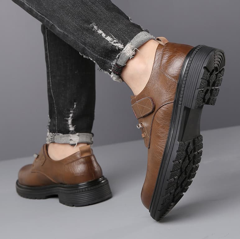 30代メンズファッション シンプル革靴ベルクロ仕様