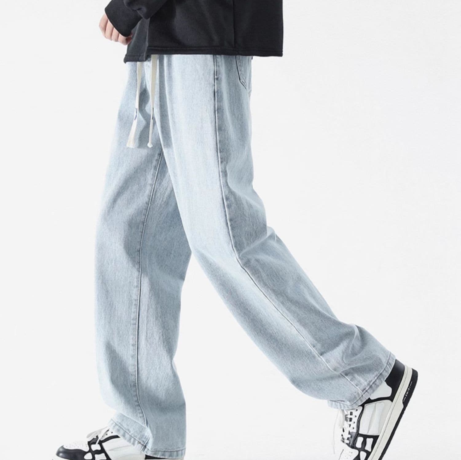 30代メンズファッション ゆったりシルエット デニムパンツ
