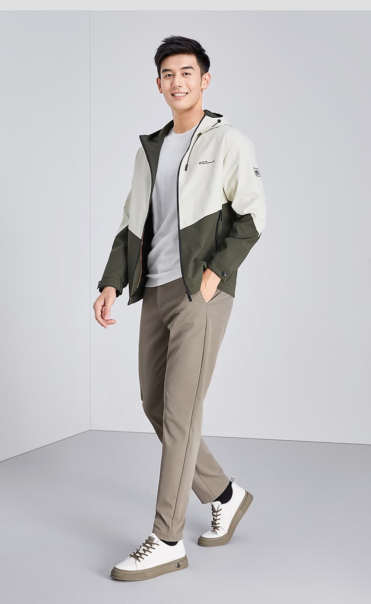 30代メンズファッション アーバンスタイルフーディジャケット