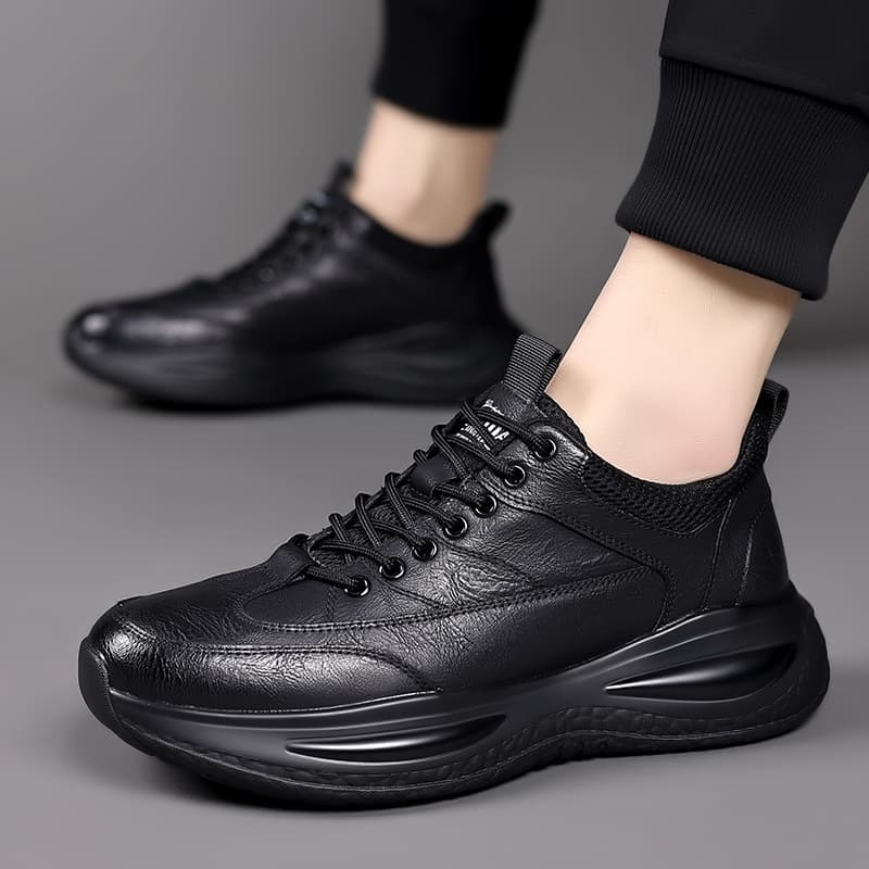 30代メンズファッション 上質レザー厚底スニーカー
