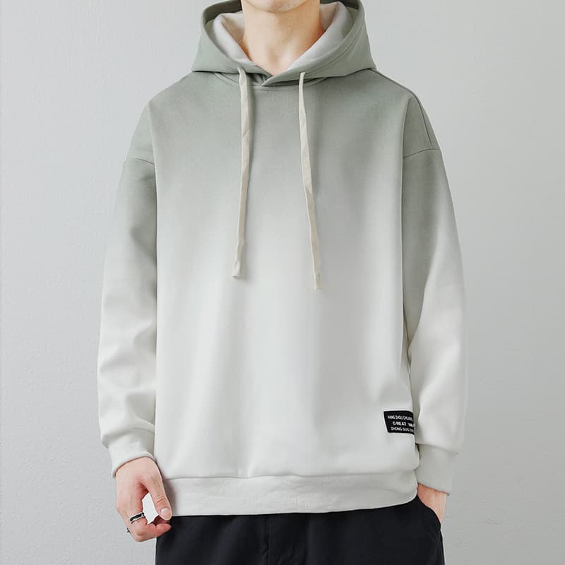 30代メンズファッション グラデーション染め プルオーバーパーカー