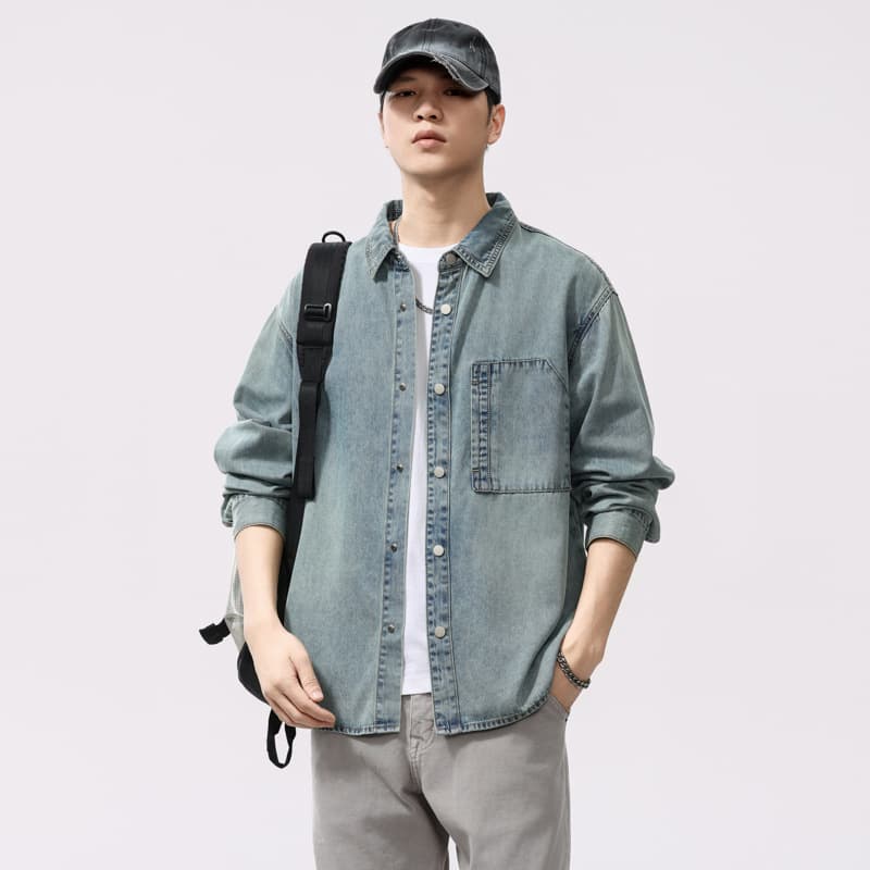 30代メンズファッション ゆったりデニムオーバーシャツ