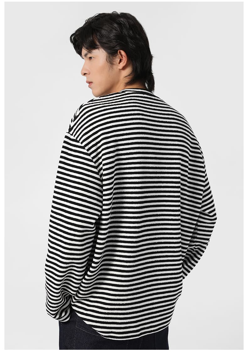 30代メンズファッション リラックスボーダーニットプルオーバー