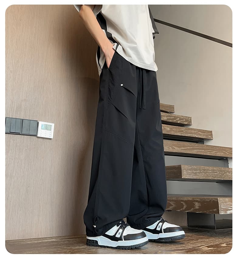 30代メンズファッション 立体裁断ワイドパンツ
