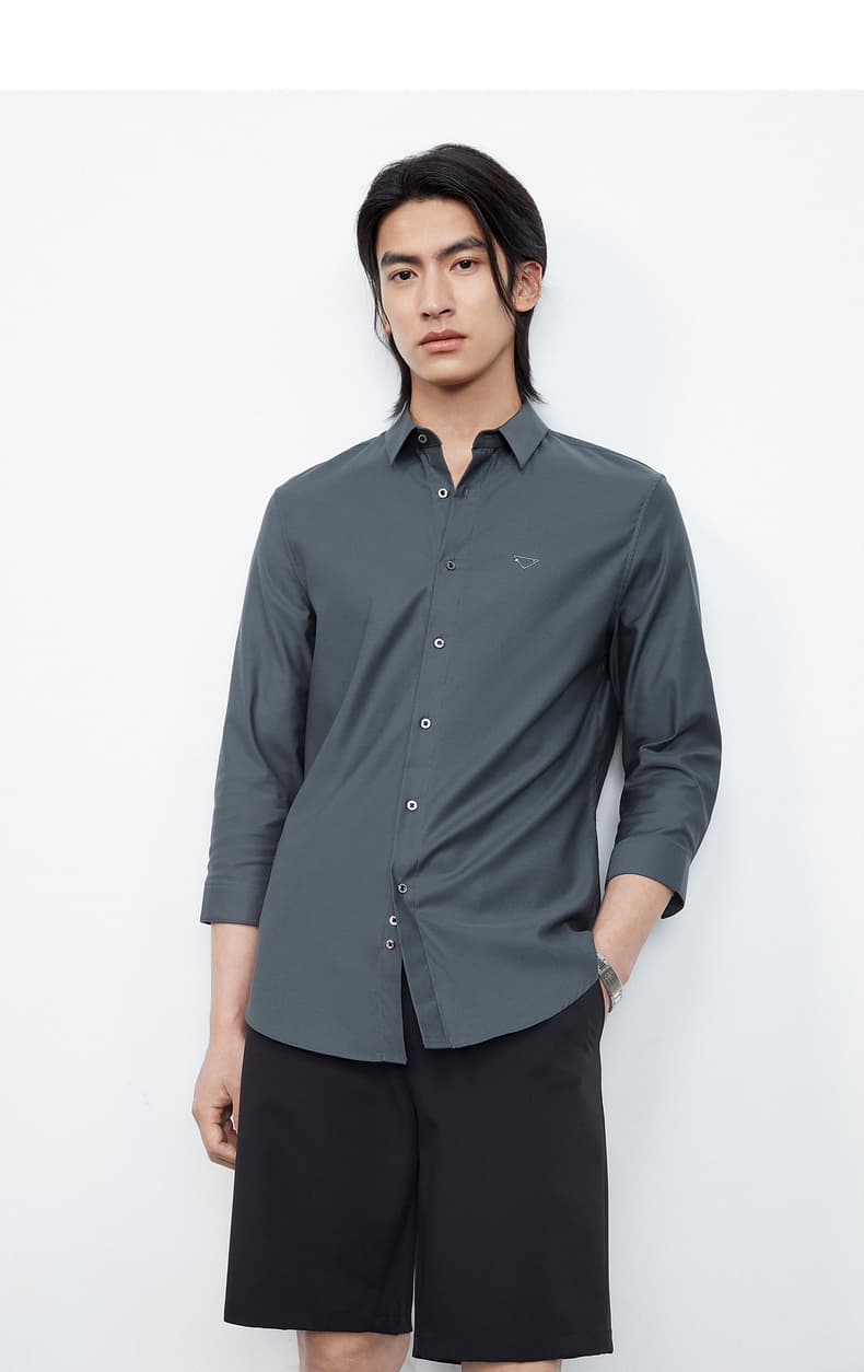 30代メンズファッション 洗練シルエット 七分袖シャツ