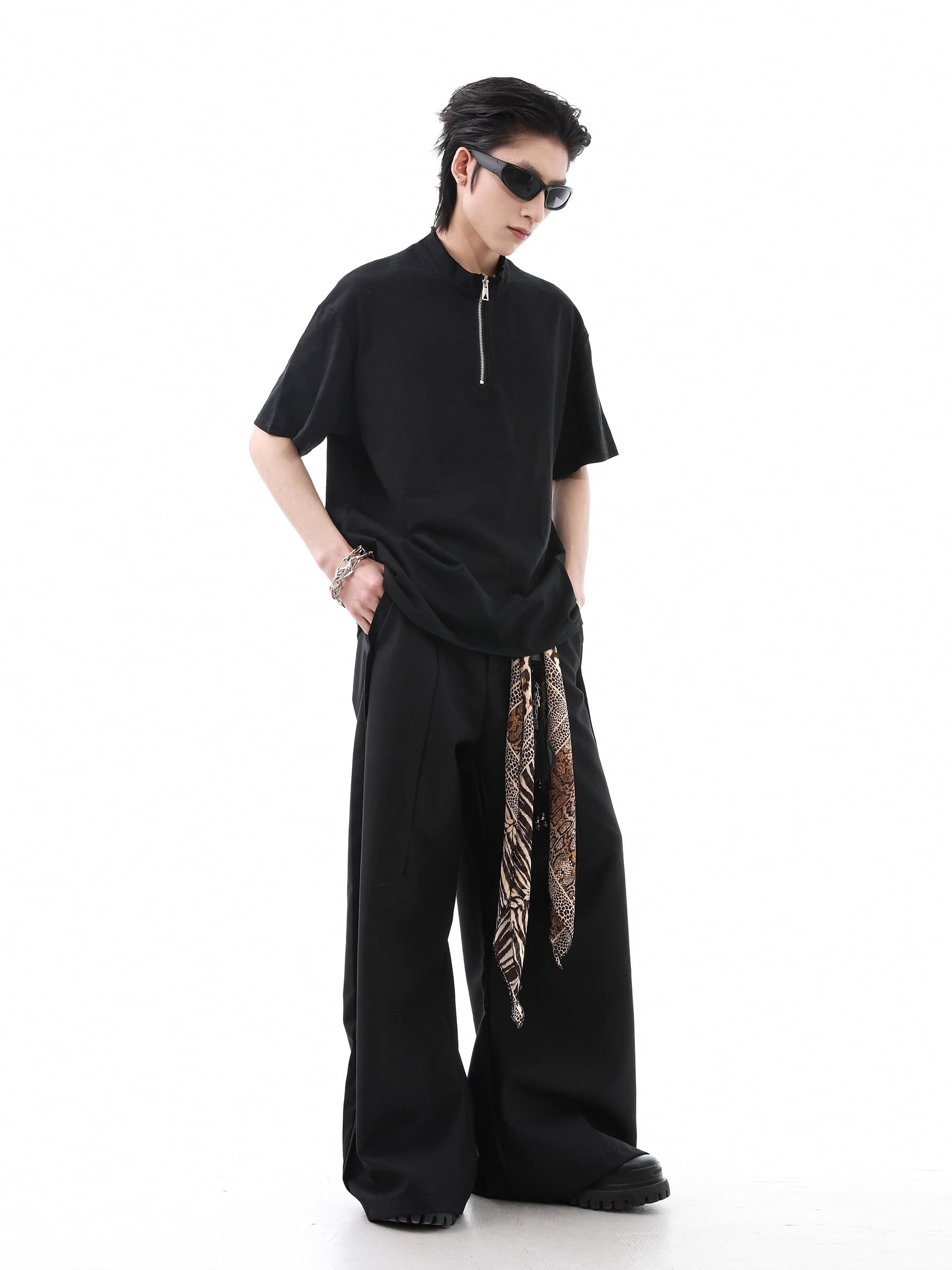 30代メンズファッション ハーフジップ スタンドカラーカットソー