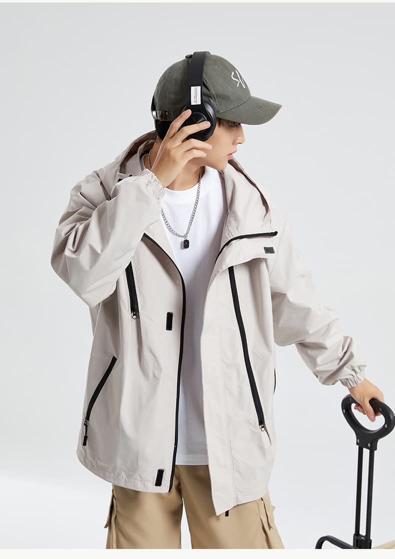 30代メンズファッション アーバンマウンテンパーカー