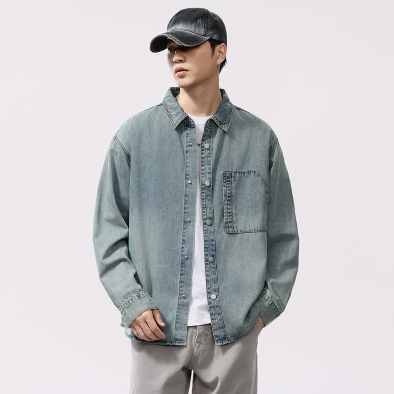 30代メンズファッション ゆったりデニムオーバーシャツ