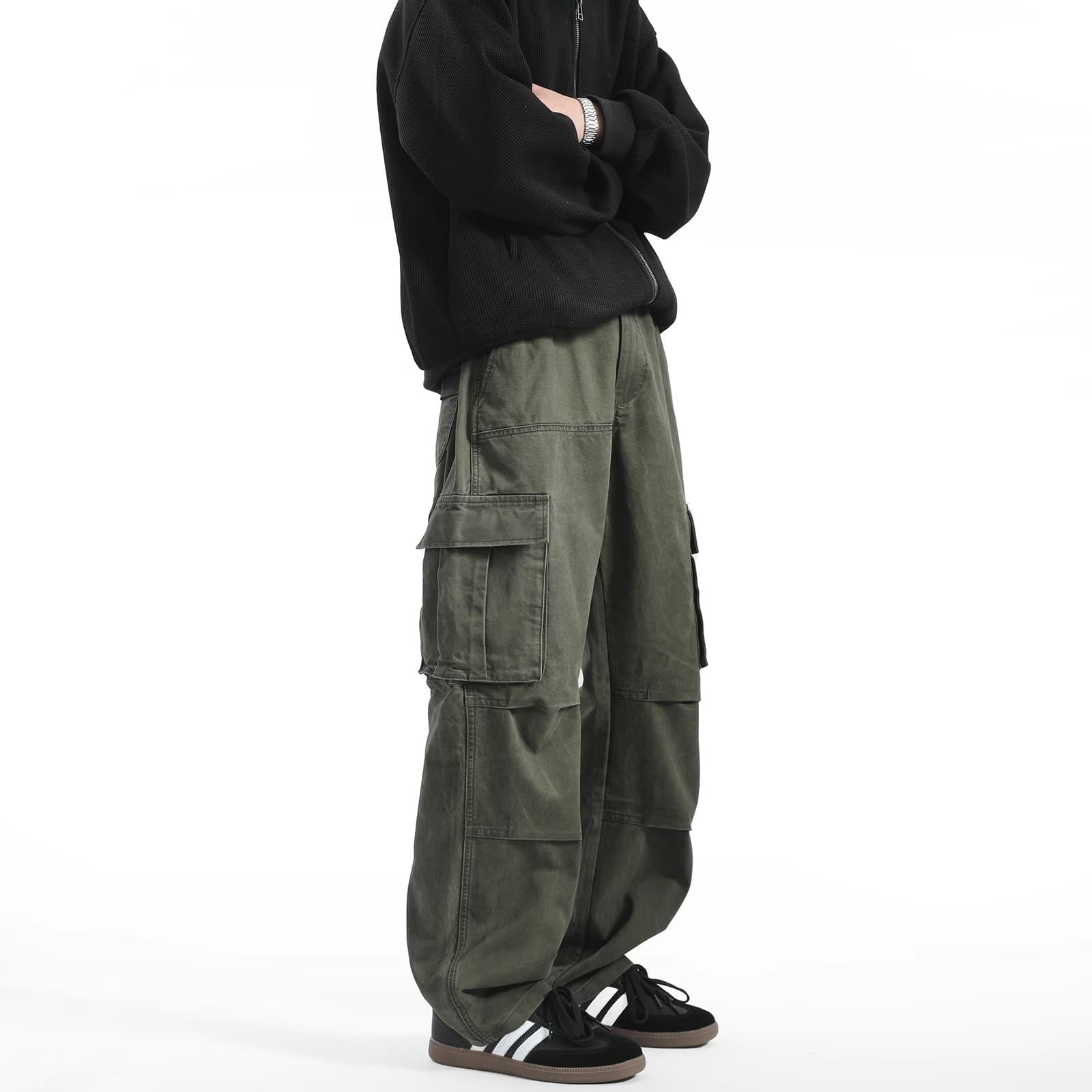 30代メンズファッション ゆったりカーゴポケットパンツ