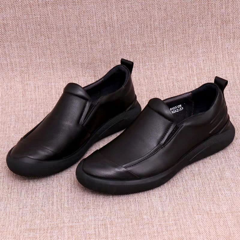 30代メンズファッション シンプル軽量レザーシューズ