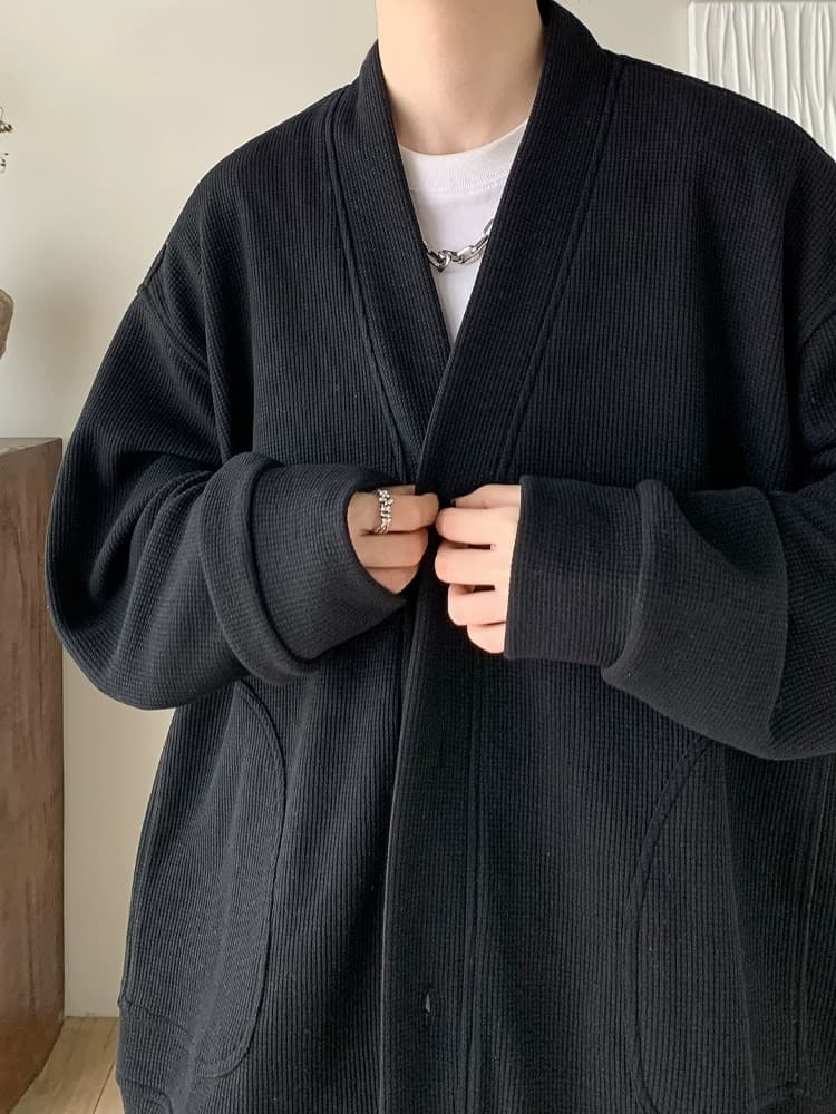 30代メンズファッション 立体シルエット和モダンカーディガン