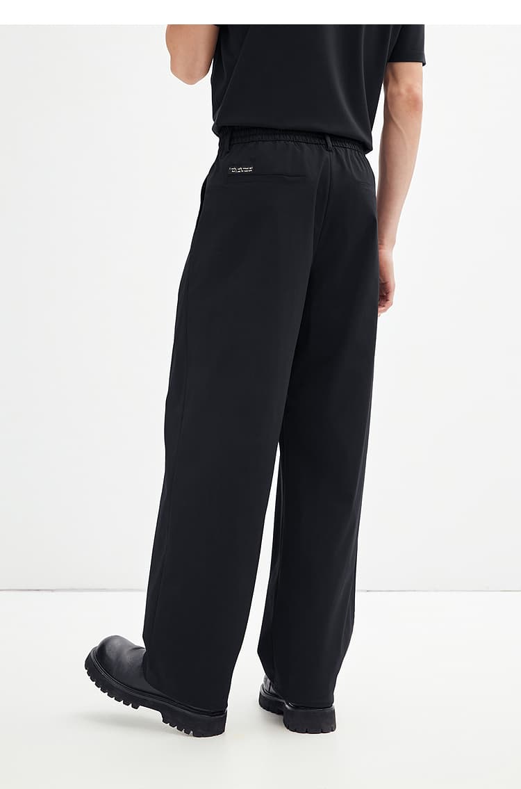 30代メンズファッション ゆったりシルエットワイドパンツ