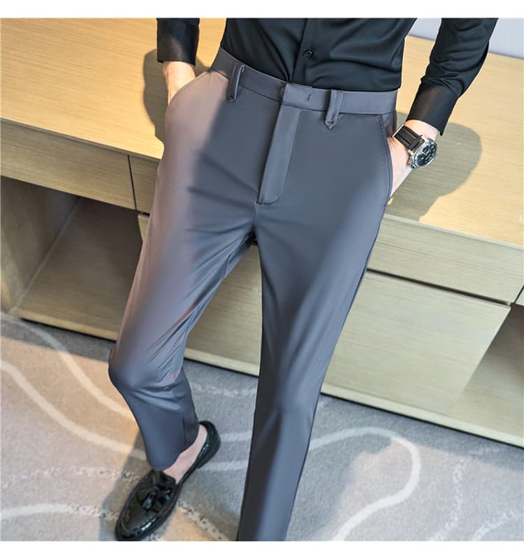 30代メンズファッション ストレッチスリムフィットスラックス