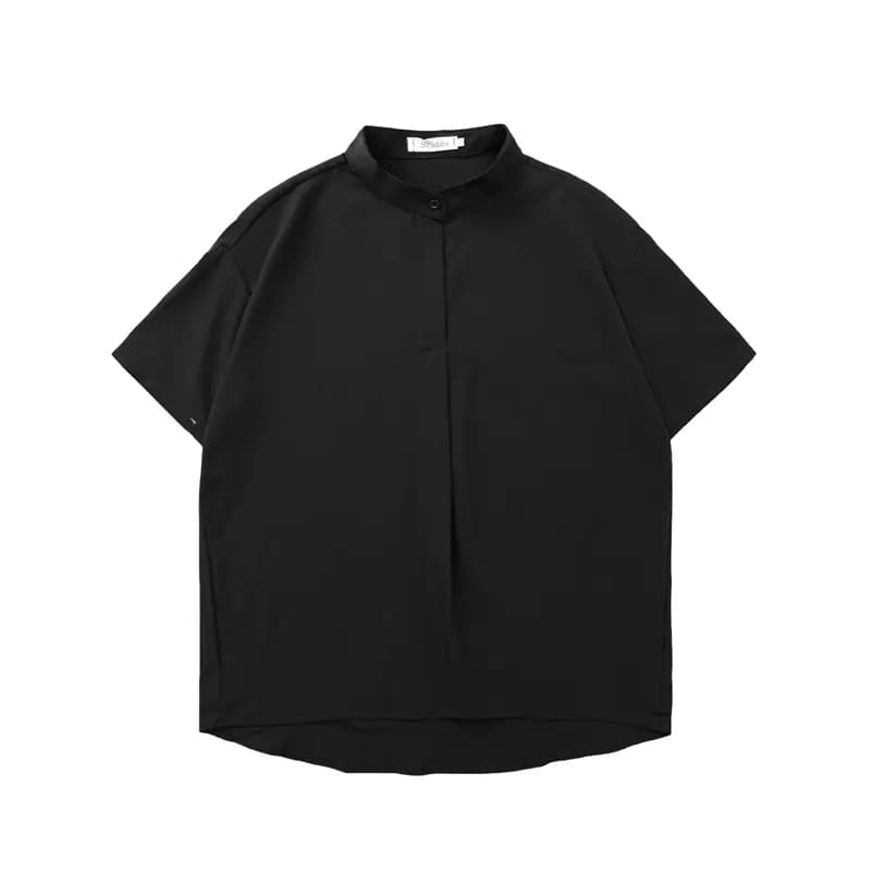 30代メンズファッション 肩掛け付きミニマルデザイン半袖シャツ