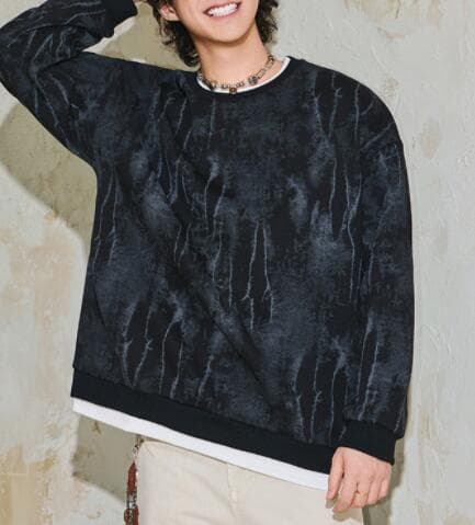 30代メンズファッション 長袖ラウンドネック重ね着風トップス